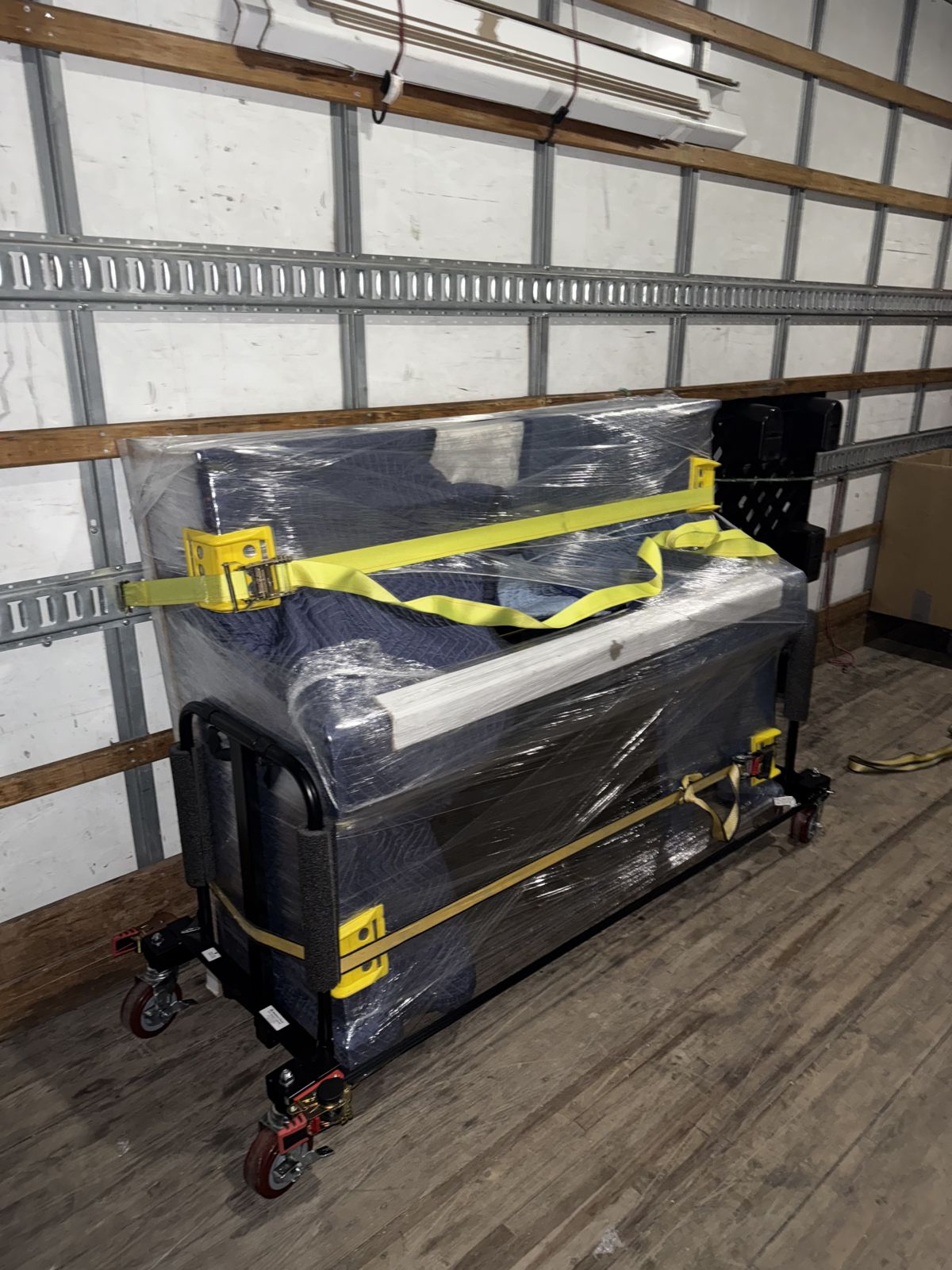 Specialty heavy equipment moving service in Dallas-Fort Worth